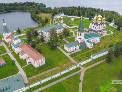 Иверский Богородицкий Святоозерский монастырь.